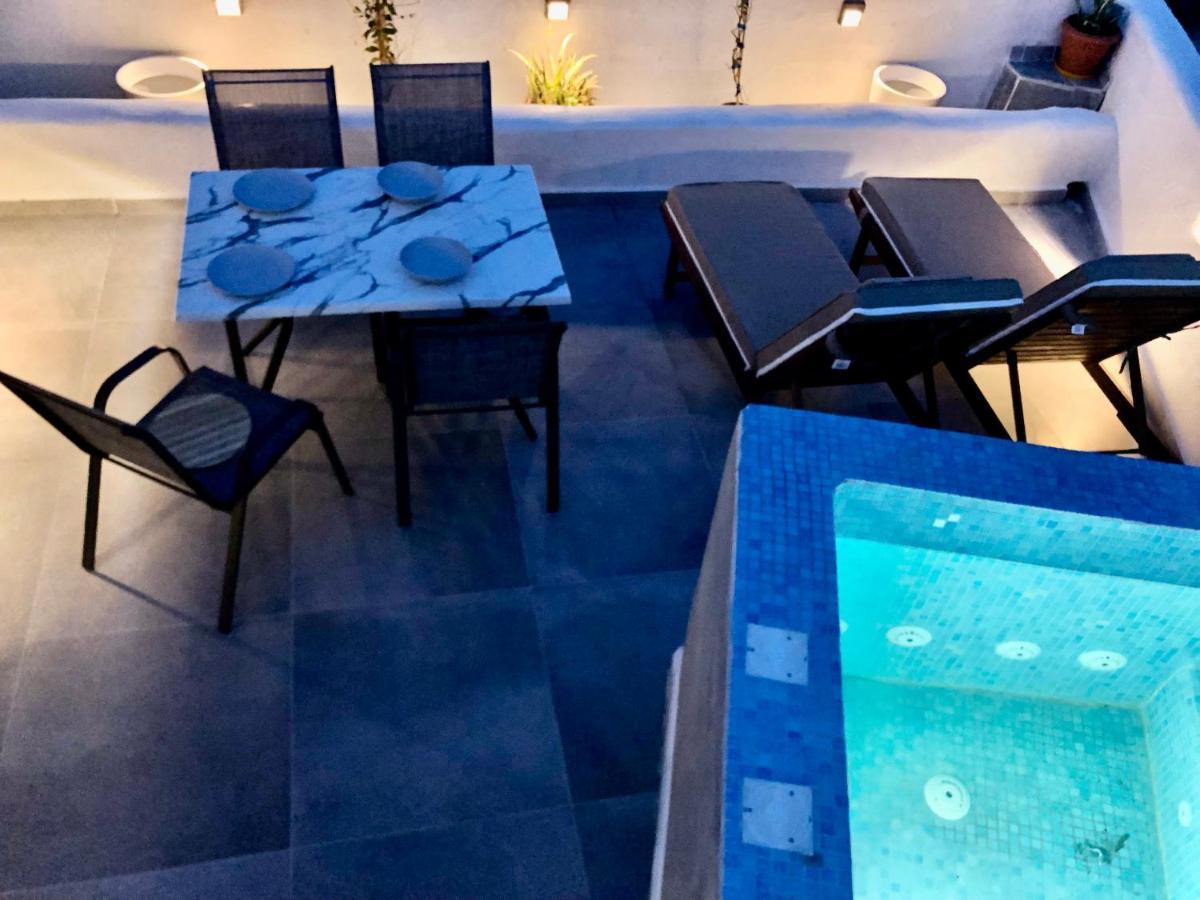 The Muses Of Santorini Private Jacuzzi Suites Vóthon Kültér fotó